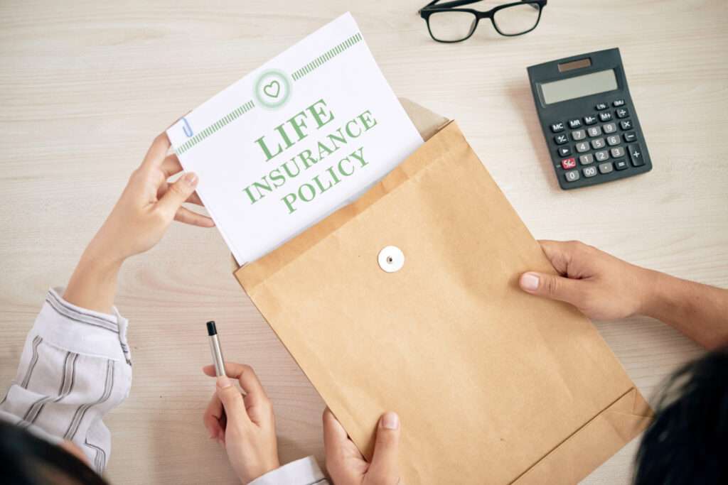 people with contract life insurance